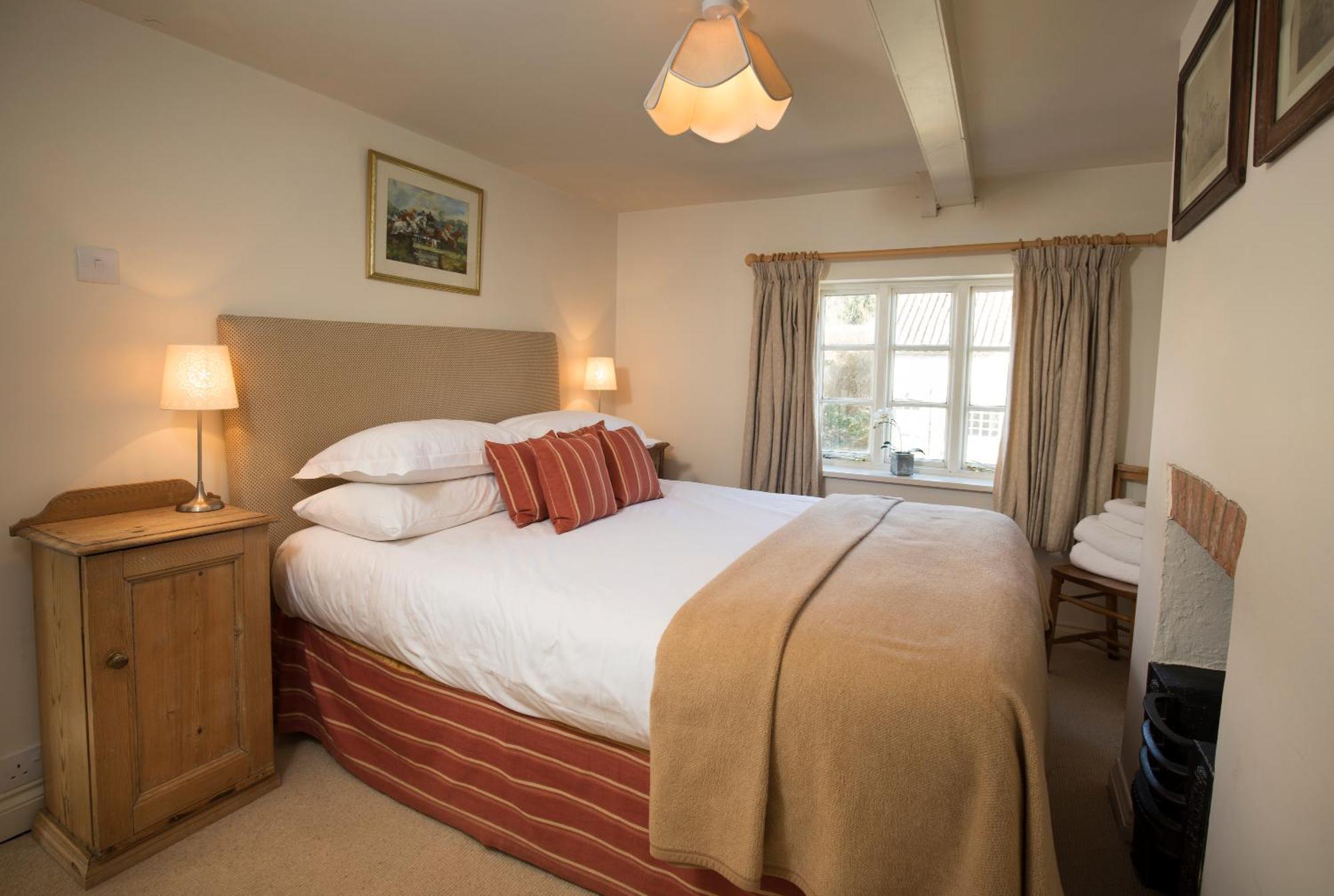 The Durham Ox Hotel Crayke Room photo
